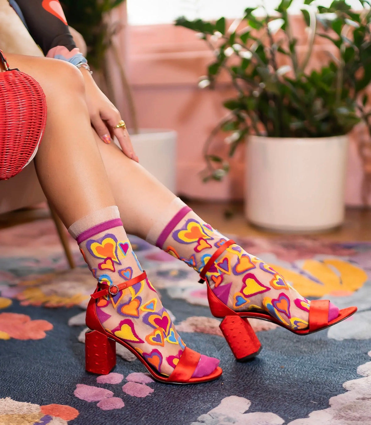 Y2K hearts ruffle sheer socks