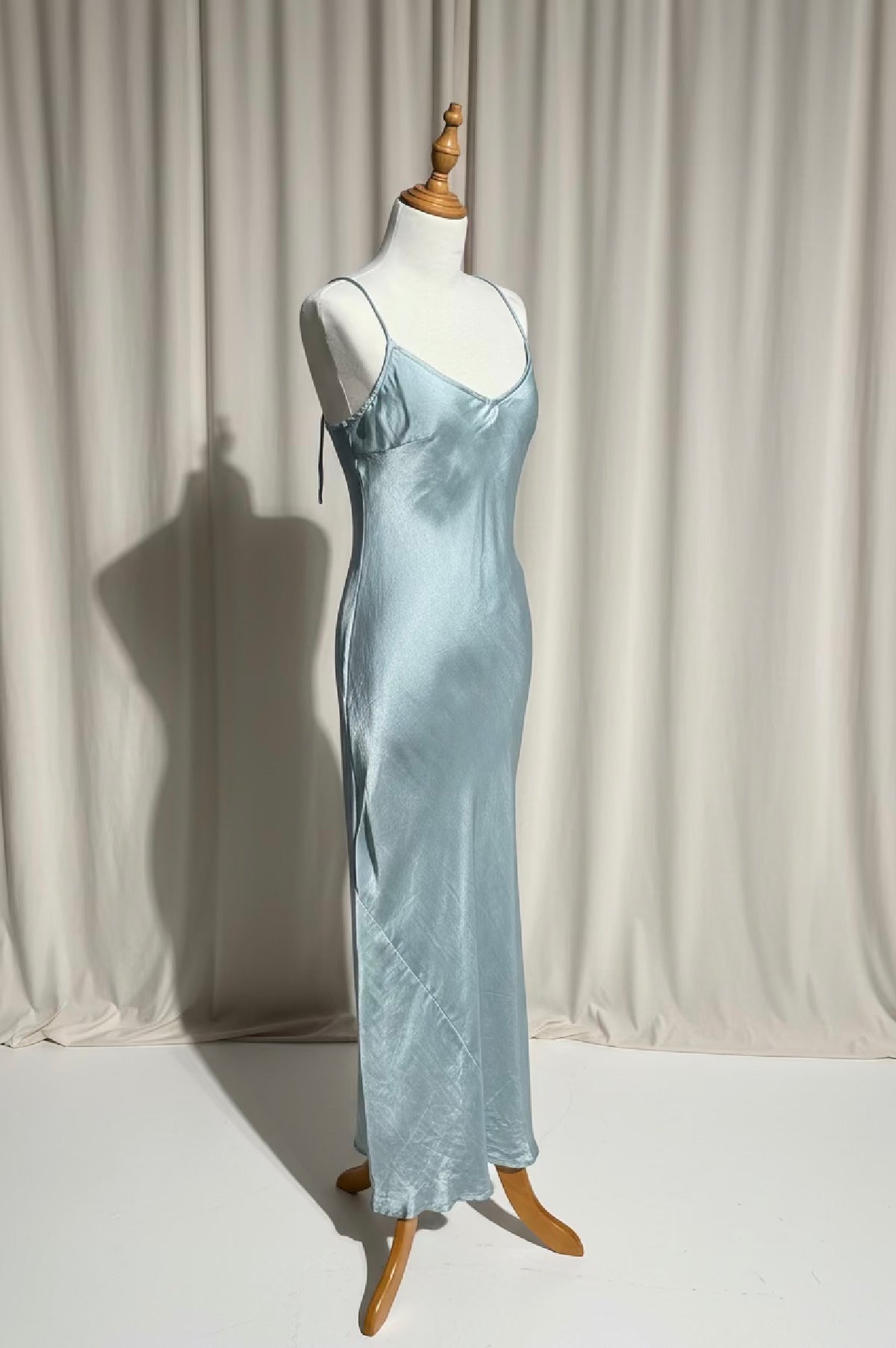 Otomo Marilyn - Silk Satin slip long Dove