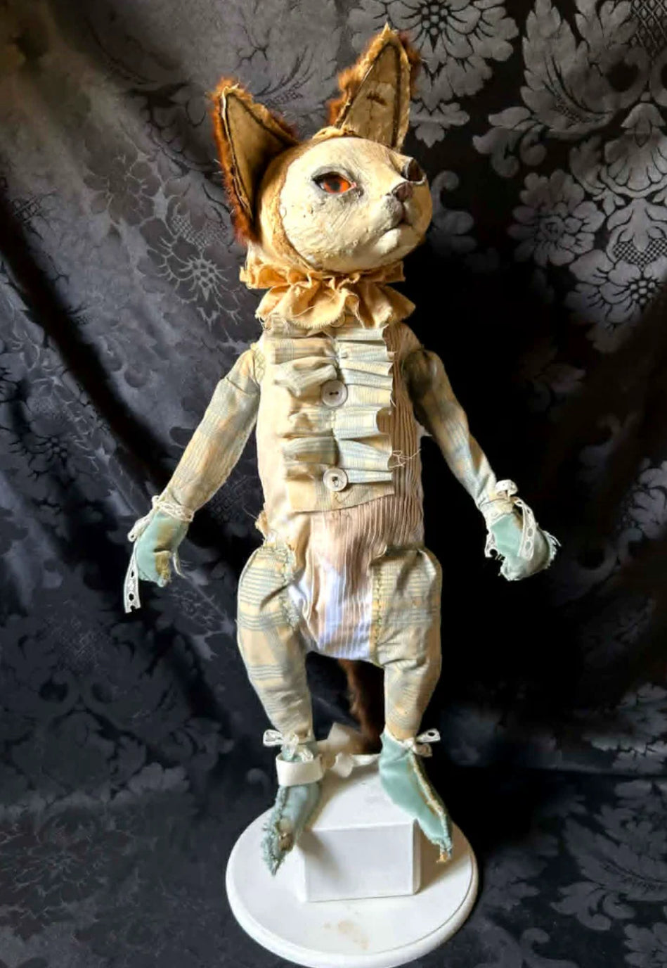 Hip hip decay 
Sephai Cat Sculpture (Copy)