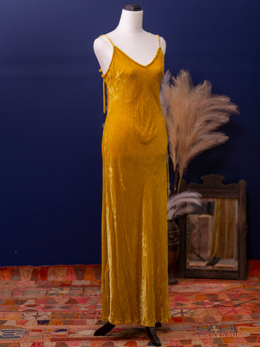 Otomo Marilyn velvet slip dress Long gold