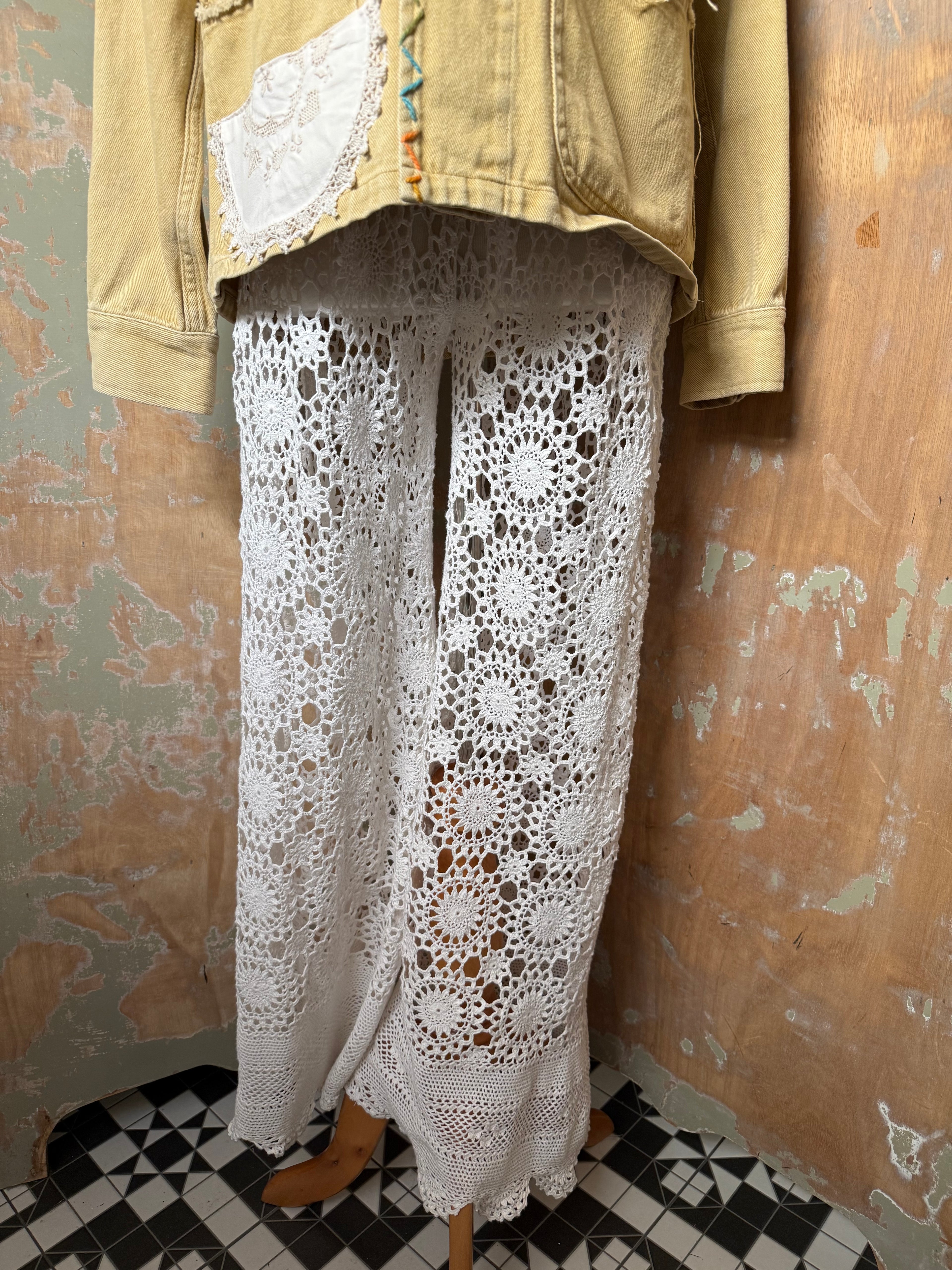 Chuckles & Boo Nikki Pants S12