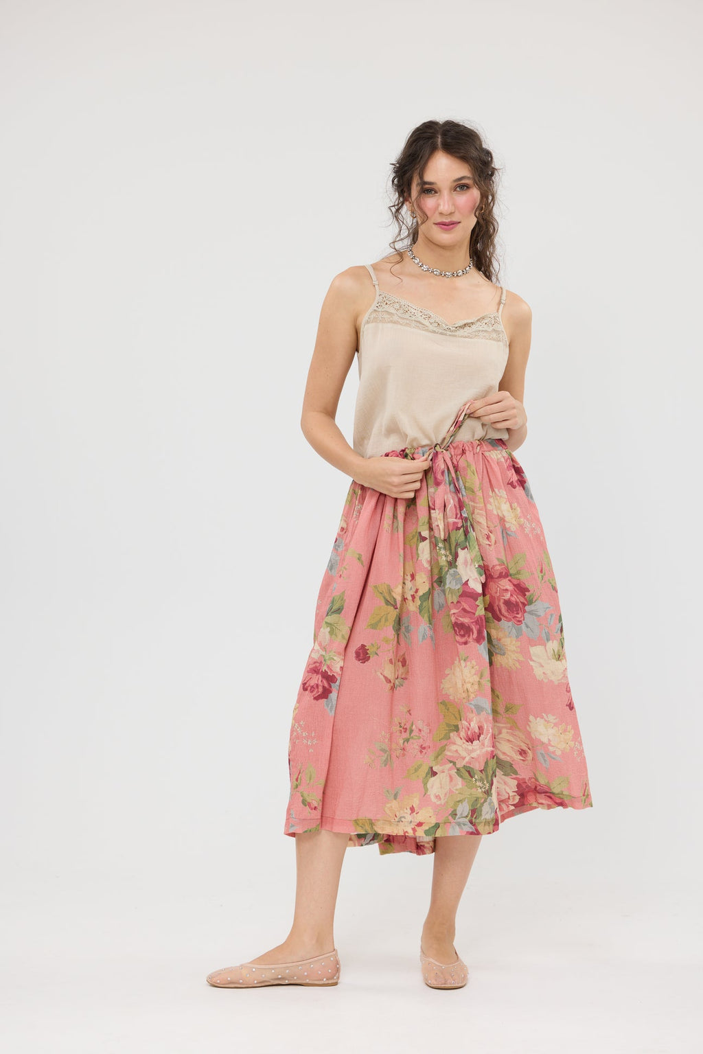Miss roses sister violet Garland skirt. Garden coral