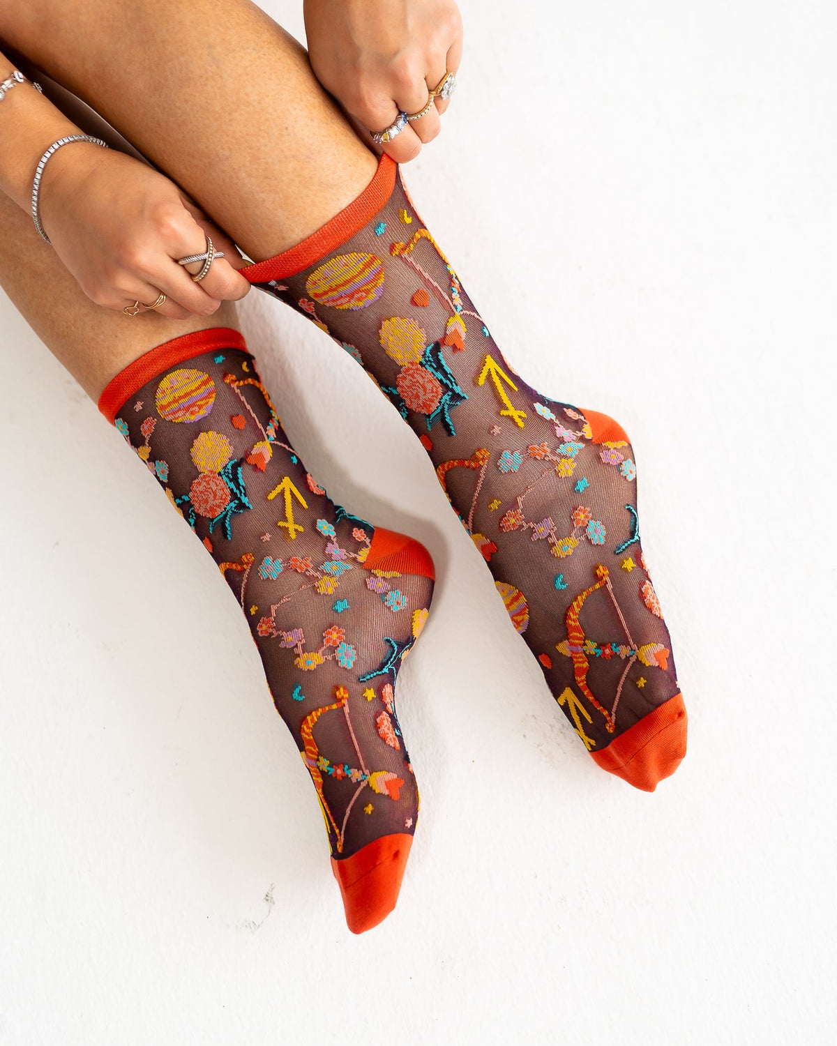 Smiley Face Daisy Sheer Crew Sock