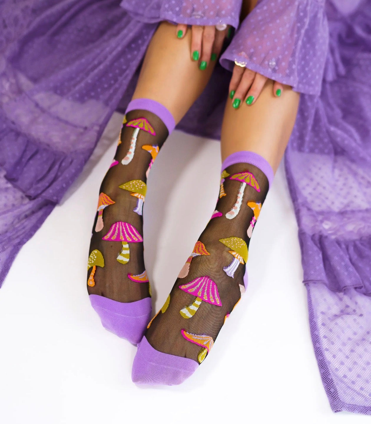 Magic mushroom sheer black crew socks