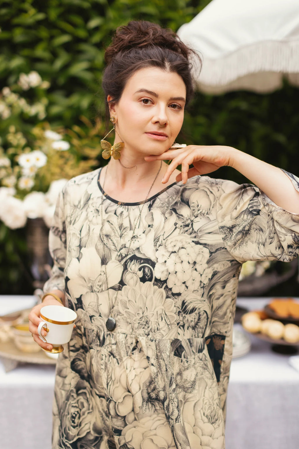 Market of stars honey and moon artist dress