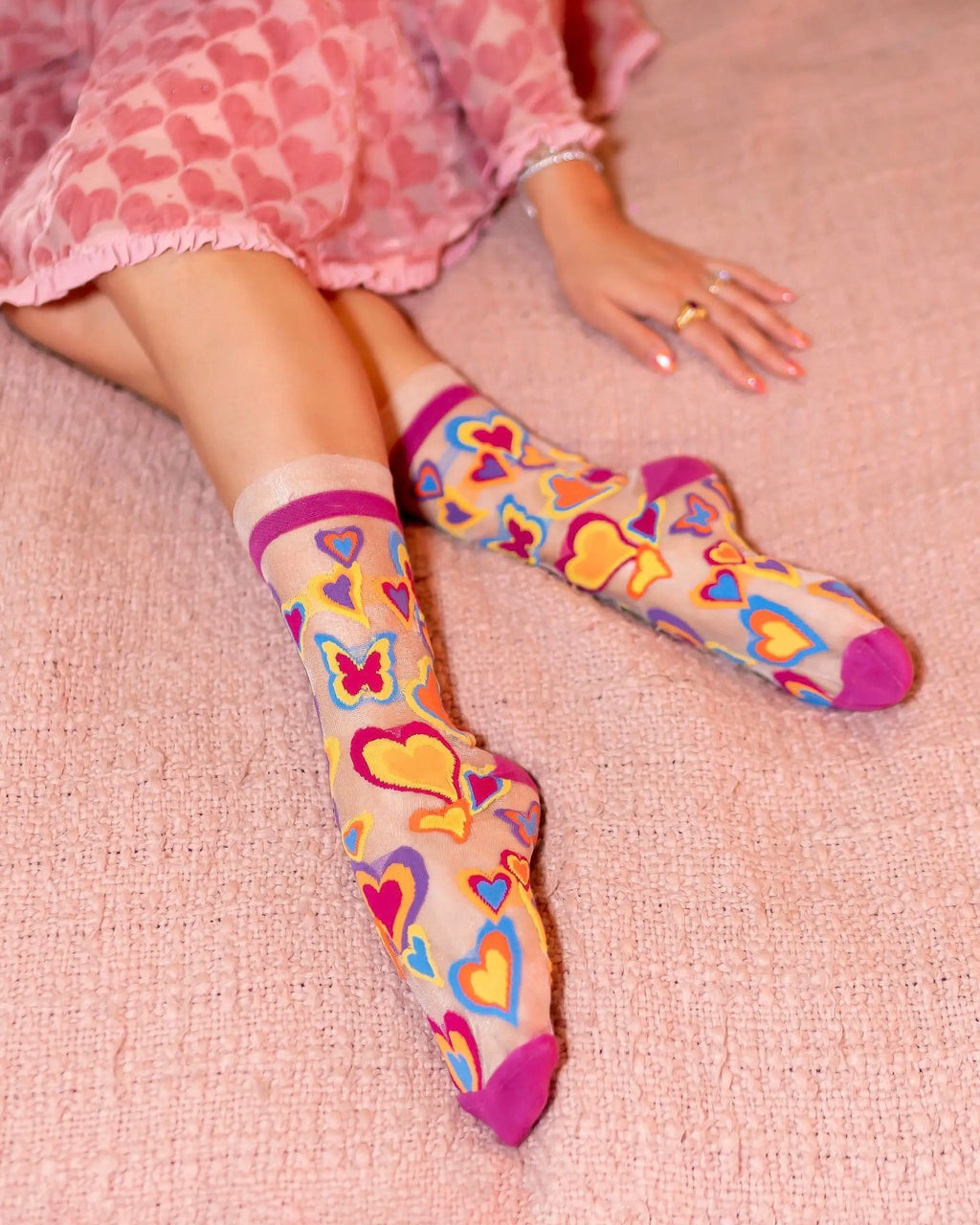Y2K hearts ruffle sheer socks