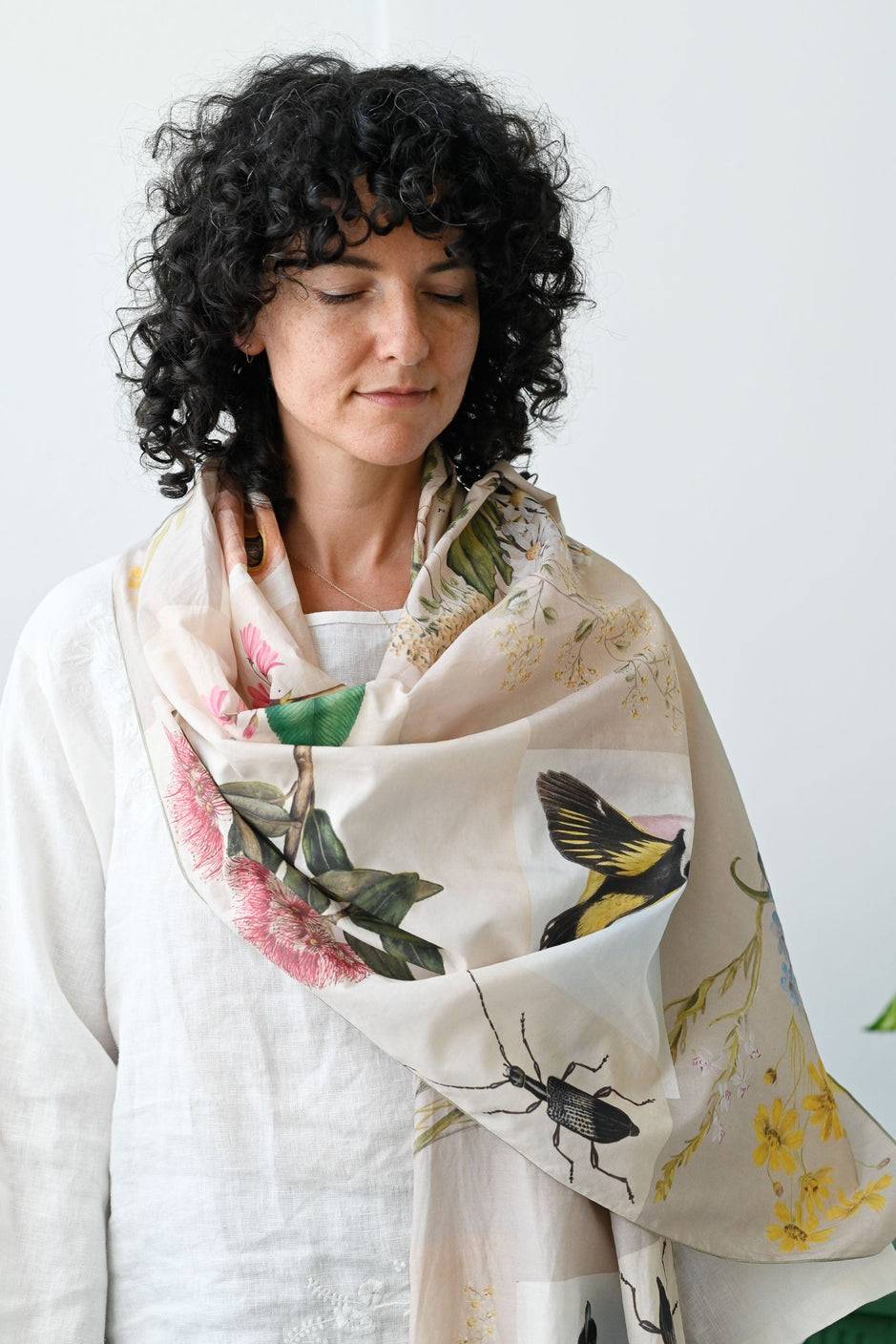 Lazy bones natural wonders scarf