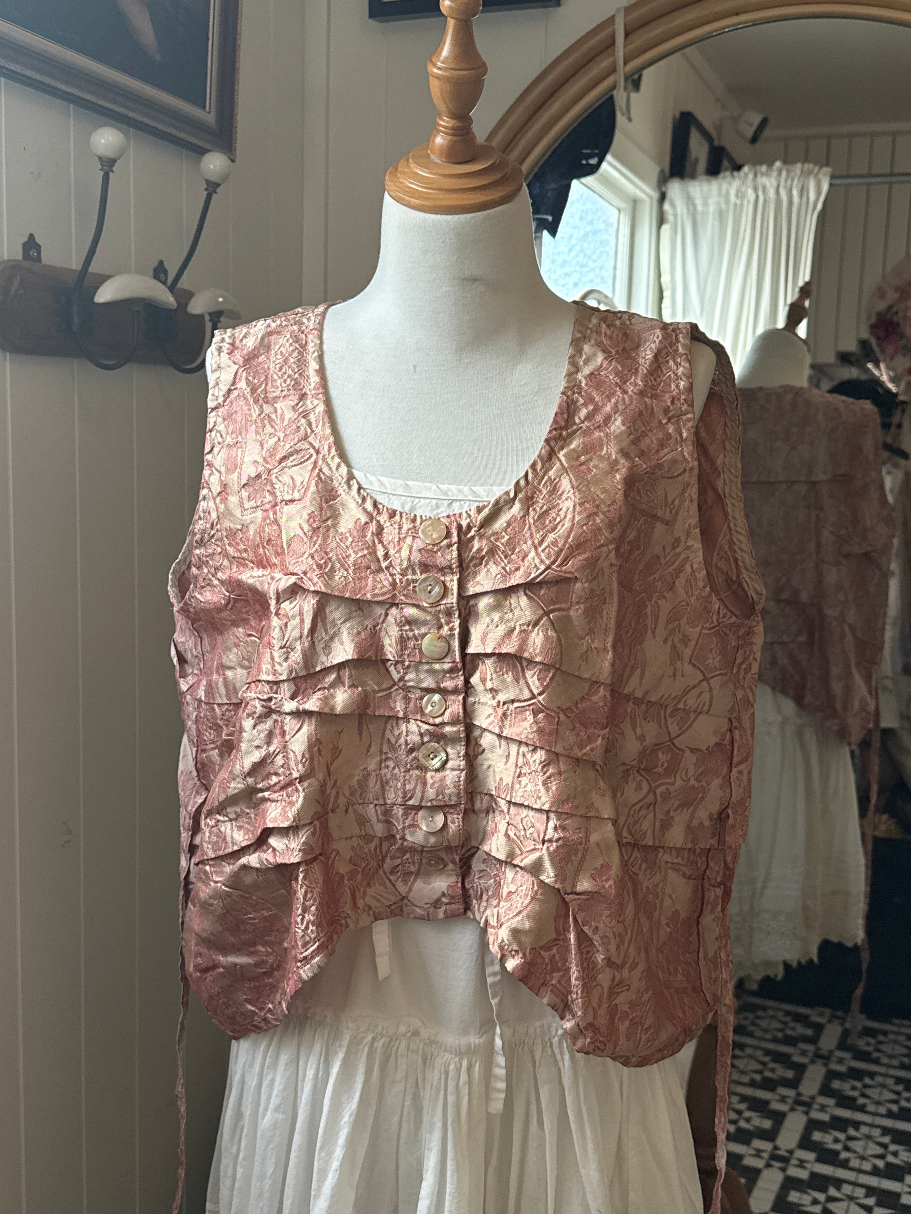 Krista Larson smashed cami Salmon exquisite silk O/S