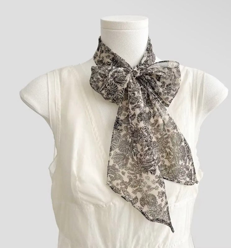 Kaiyi Patterned neck scarfs