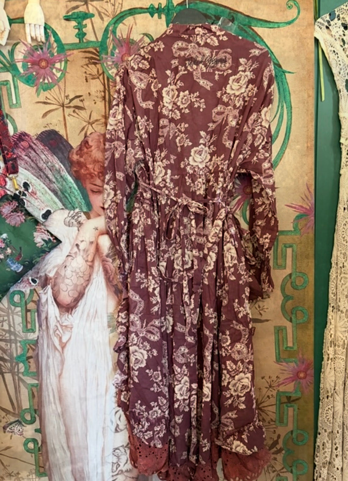 Jaded gypsy whispering blooms duster