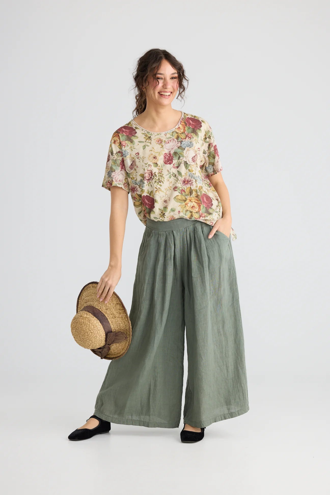 Miss roses sister  violet rose garden tee