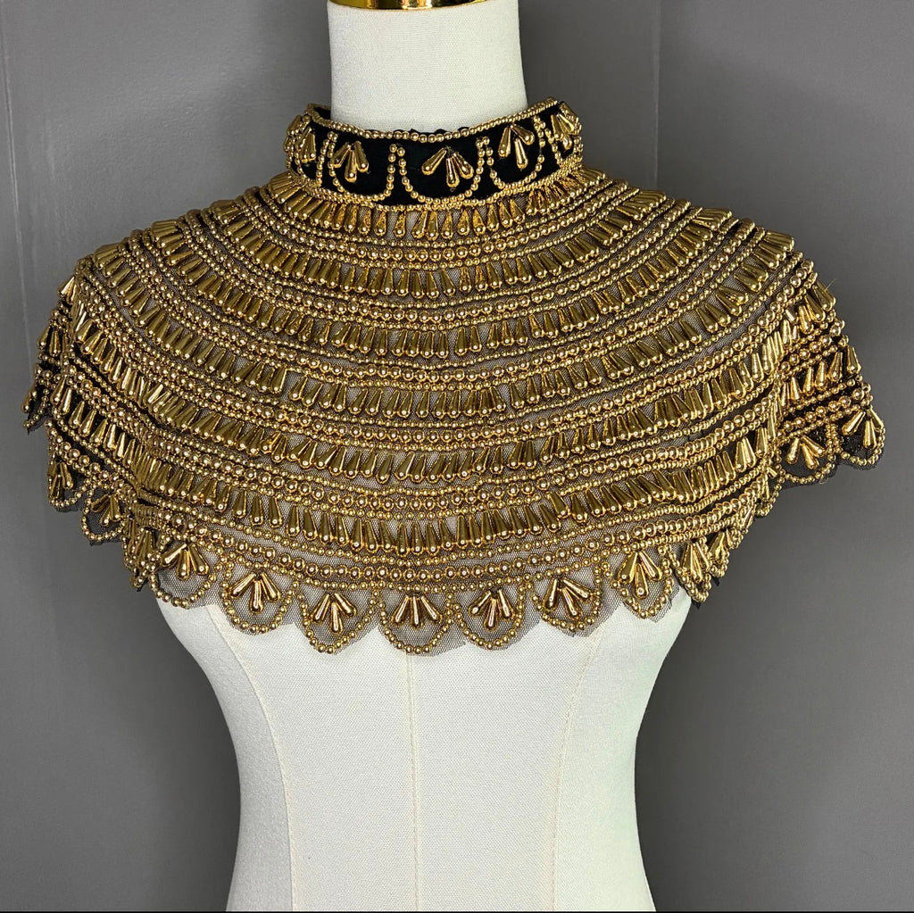 Sovereign gold beaded coller