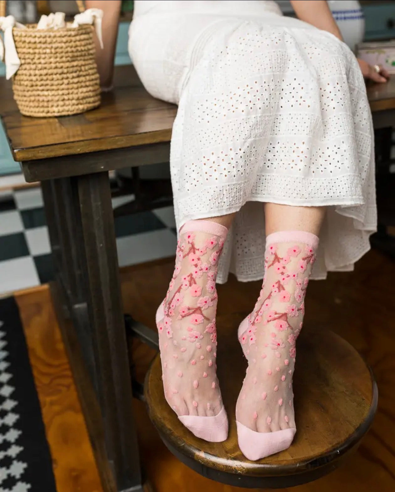 Cherry blossom sheer crew sock
