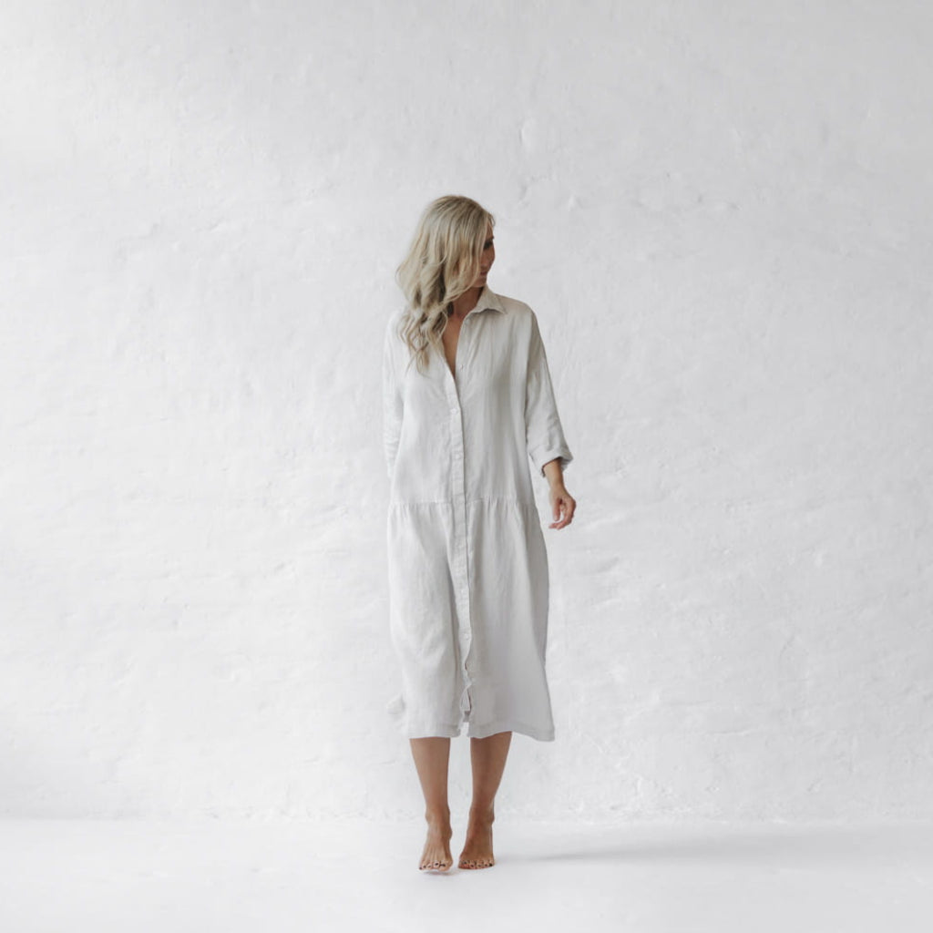 Oversized linen dress Mushroom / warm white SALE