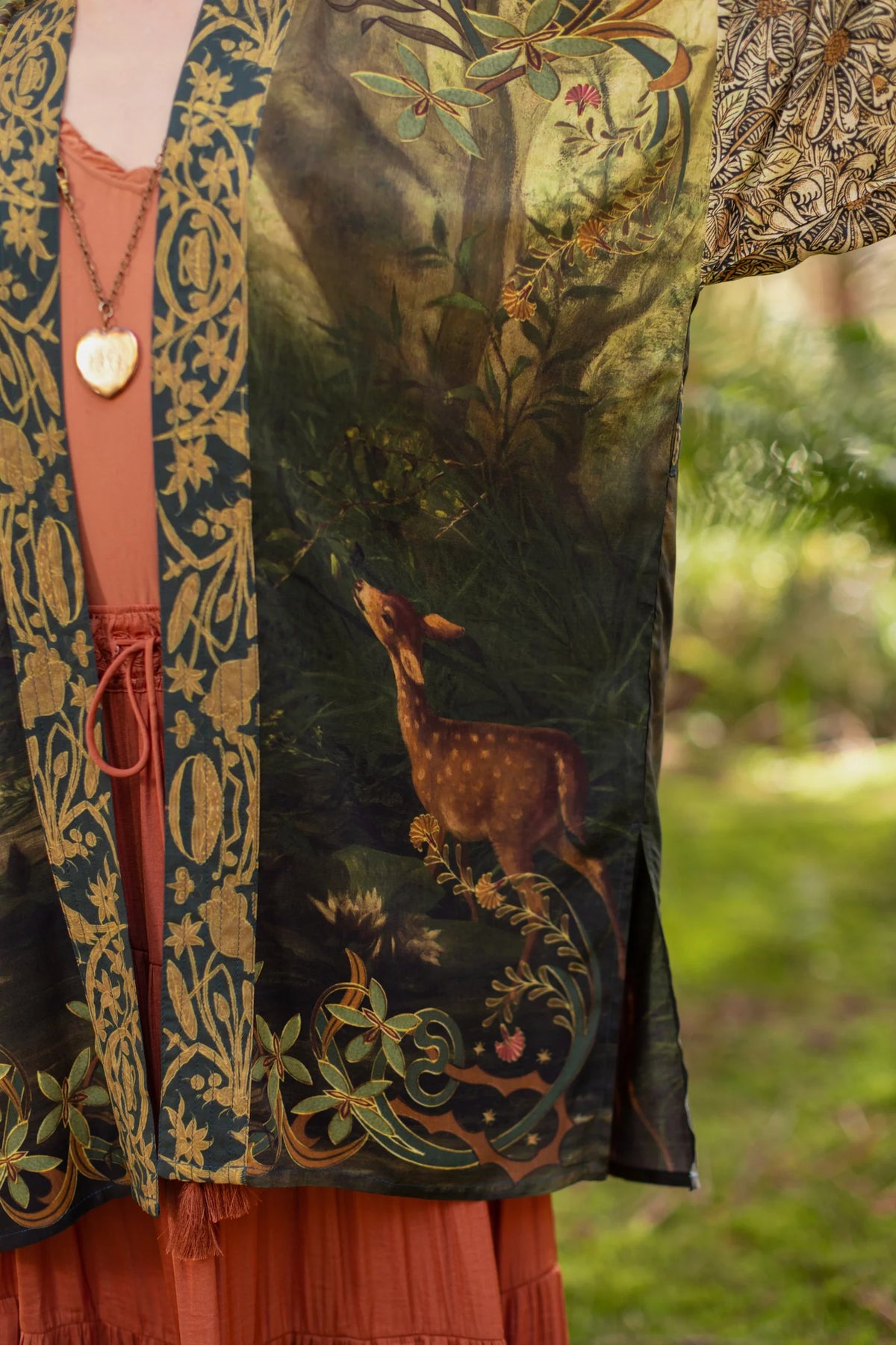 THE DAWNING MATINÉE DUSTER (MID-LENGTH)