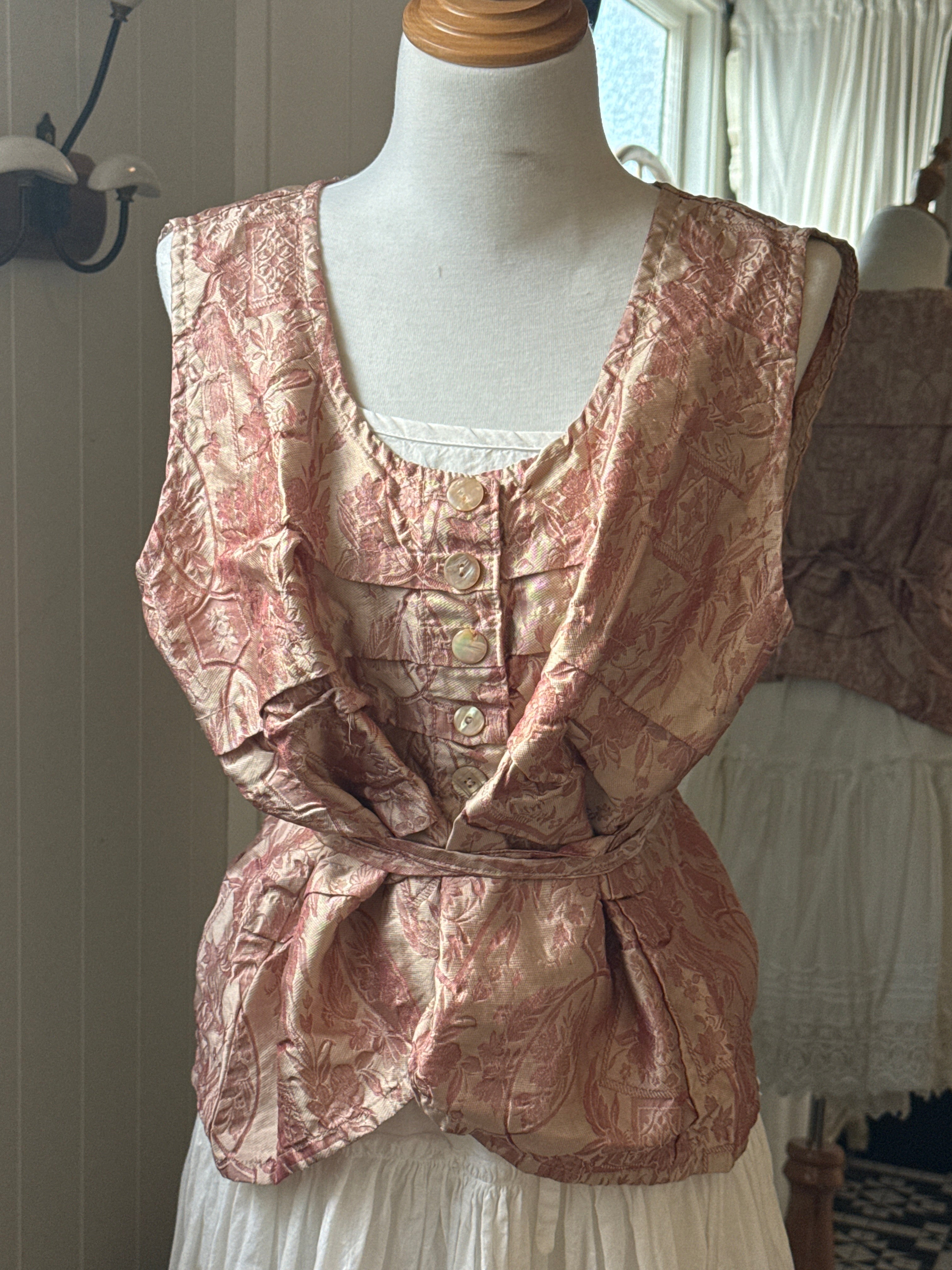 Krista Larson smashed cami Salmon exquisite silk O/S