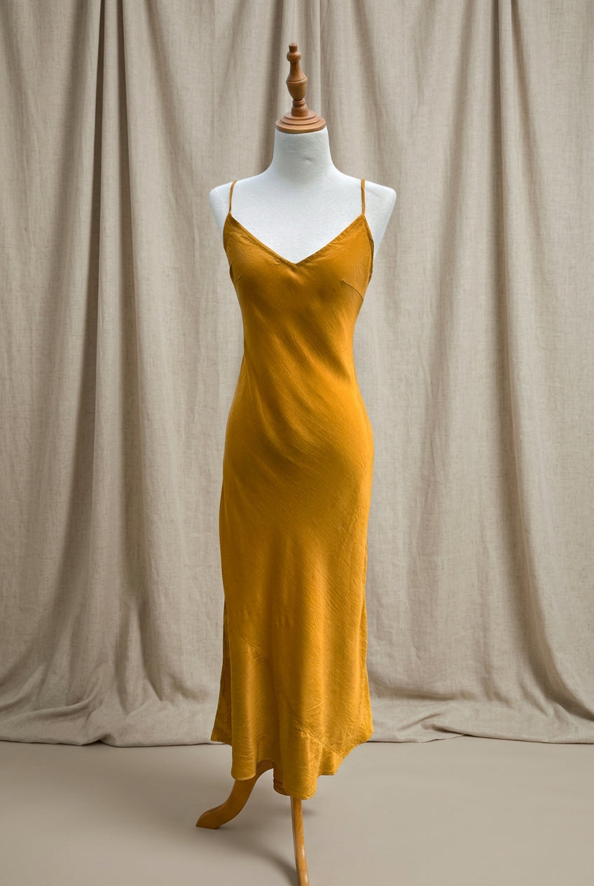 Otomo Marilyn Silk/linen slip maxi Gold