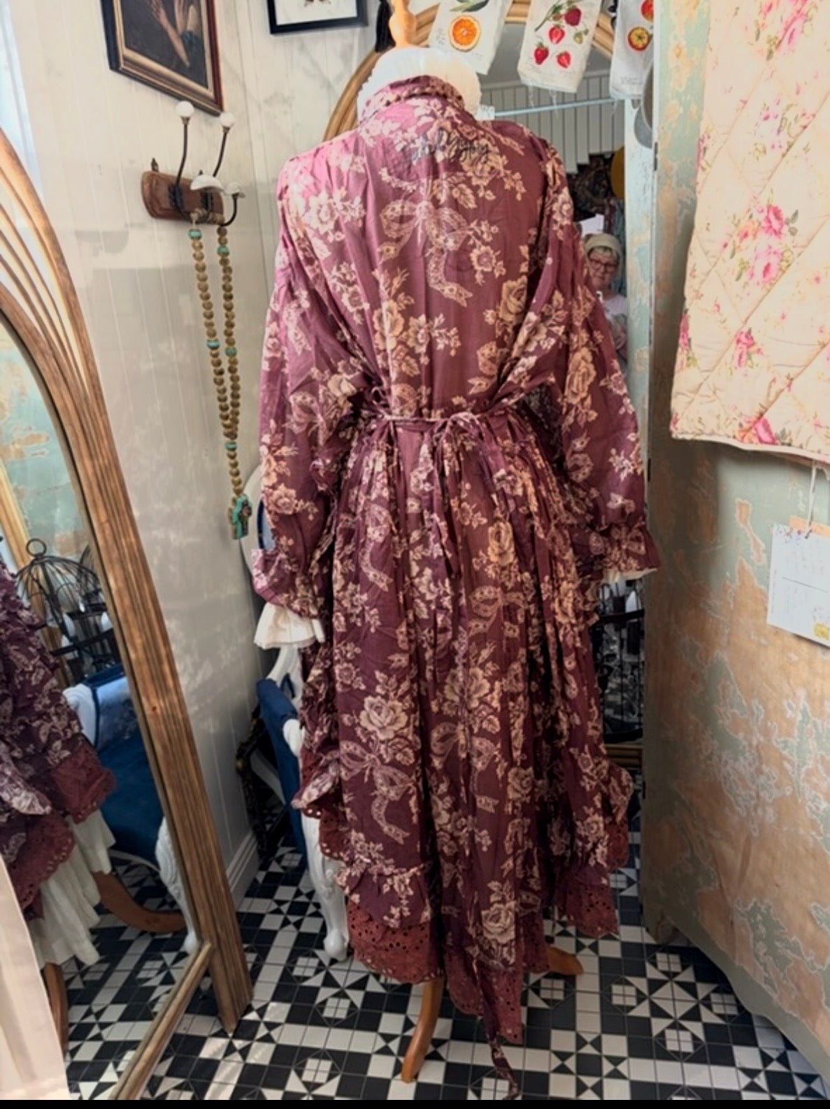 Jaded gypsy whispering blooms duster