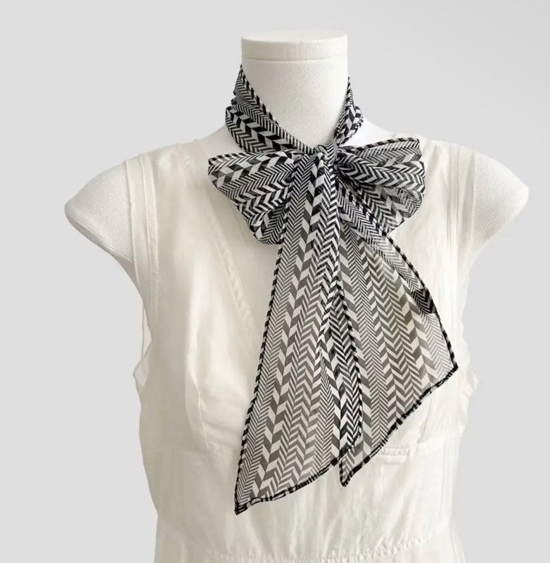 Kaiyi Patterned neck scarfs