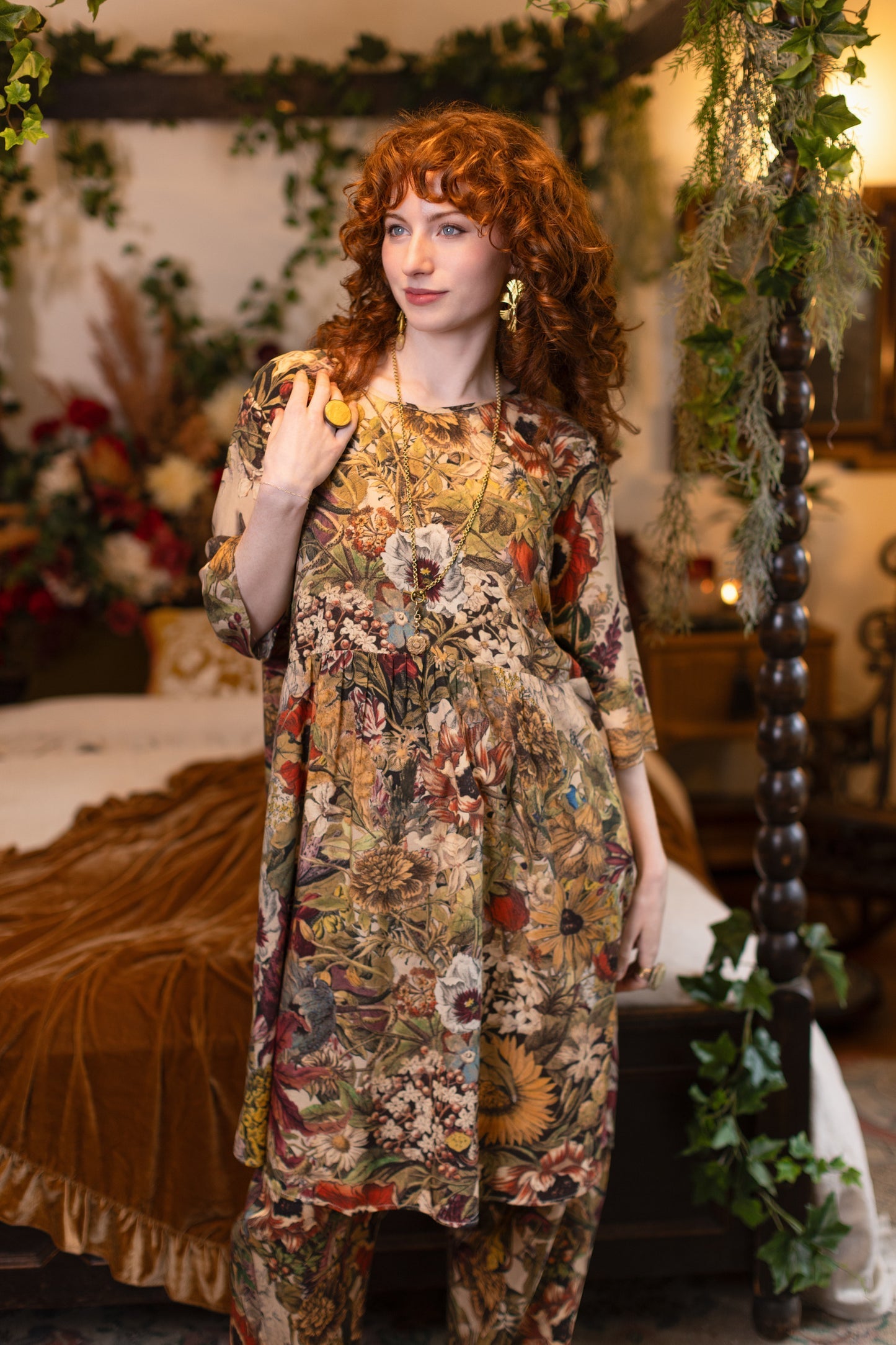 Market of stars GOLDEN HOUR ARTIST DRESS