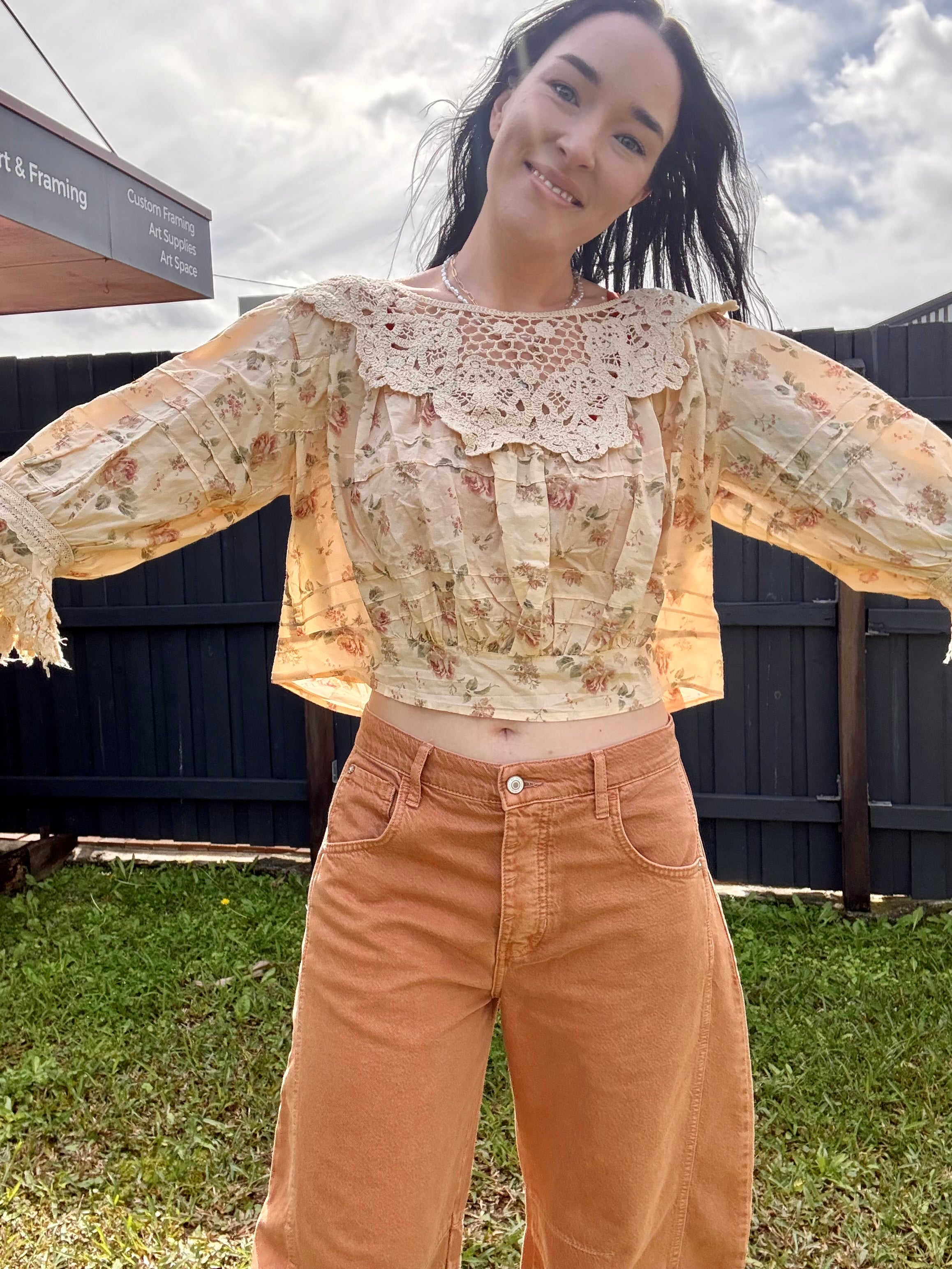 Jaded gypsy forever bloom top