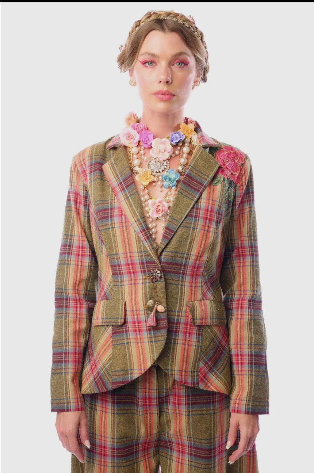 Aratta season statement blazer - Stay Wild Collective  