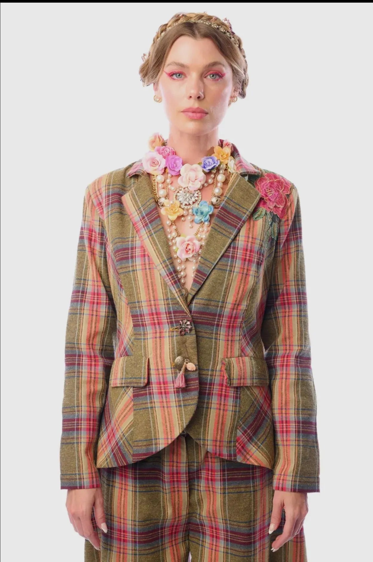 Aratta season statement blazer - Stay Wild Collective  