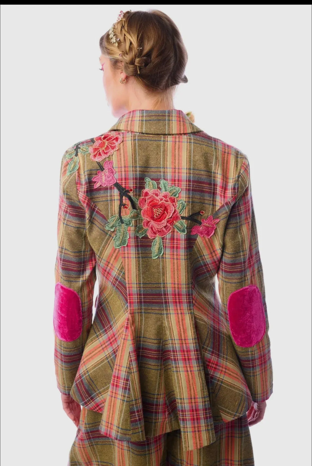 Aratta season statement blazer - Stay Wild Collective  