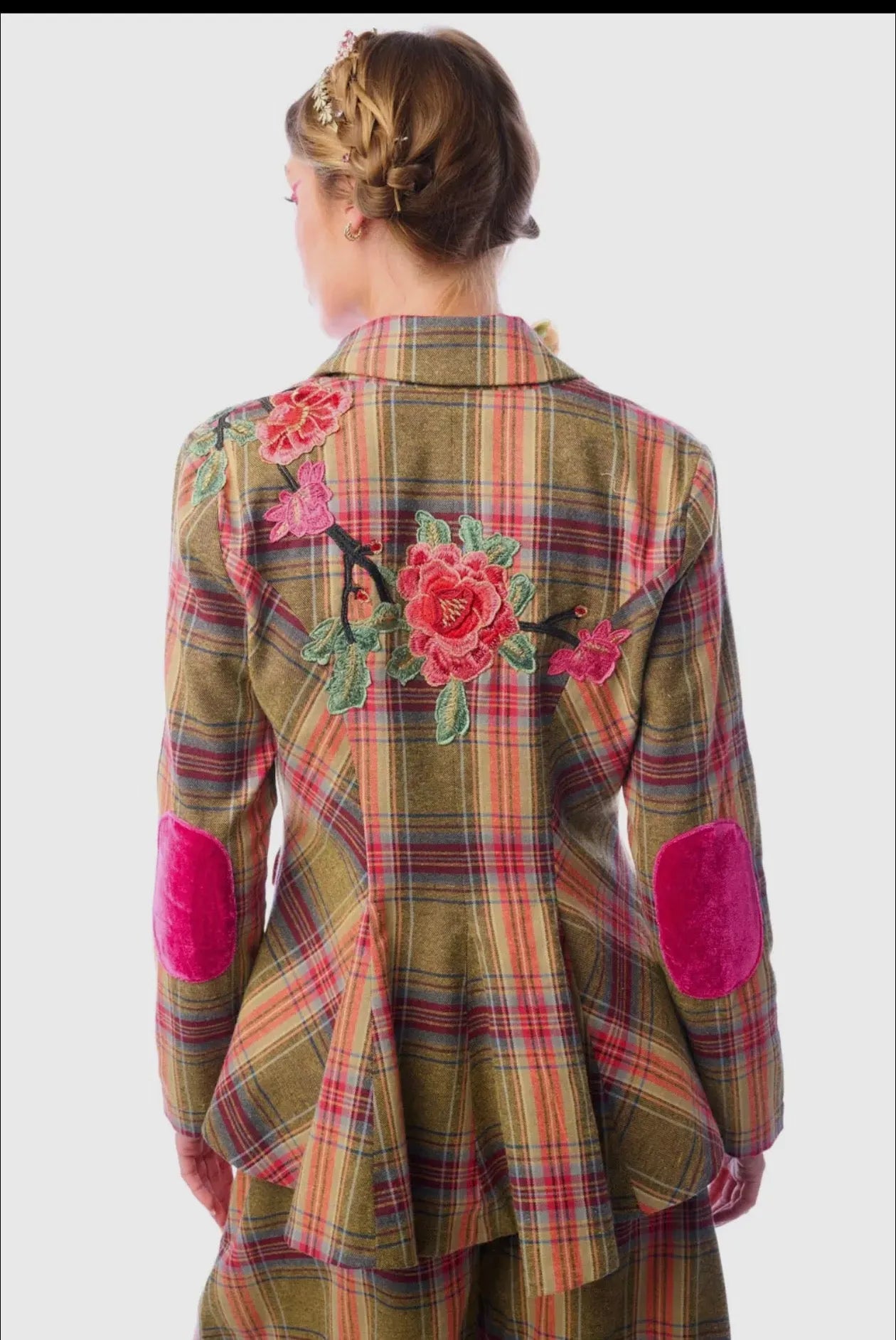 Aratta season statement blazer - Stay Wild Collective  