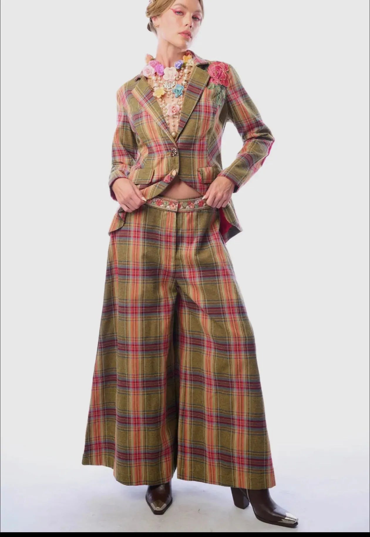 Aratta season statement blazer - Stay Wild Collective  