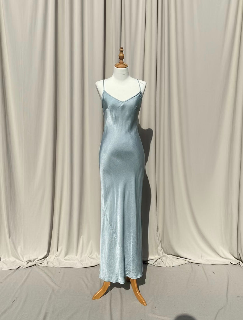 Otomo Marilyn - Silk Satin slip long Dove