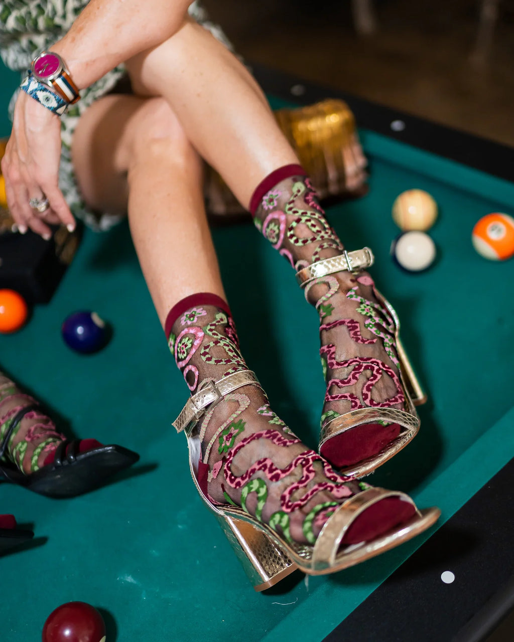 Serpentine floral black sheer crew socks