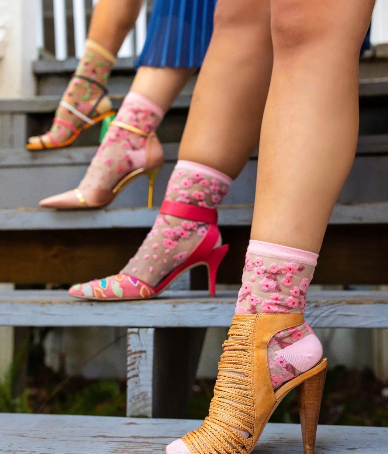 Cherry blossom sheer crew sock