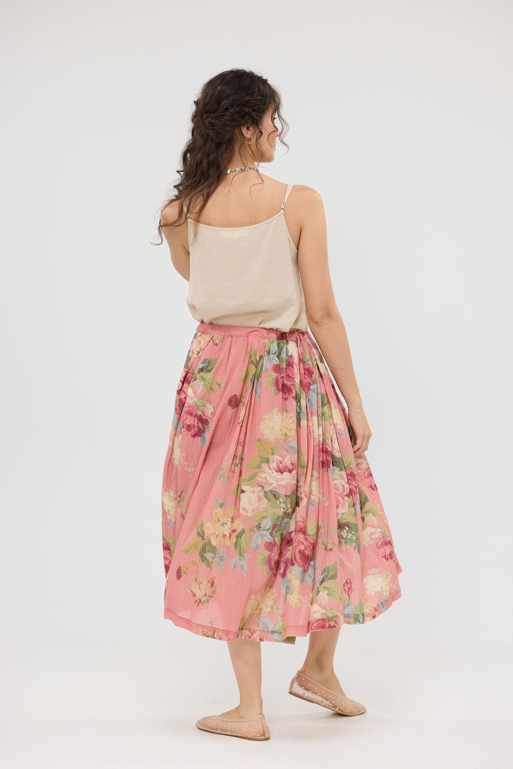 Miss roses sister violet Garland skirt. Garden coral