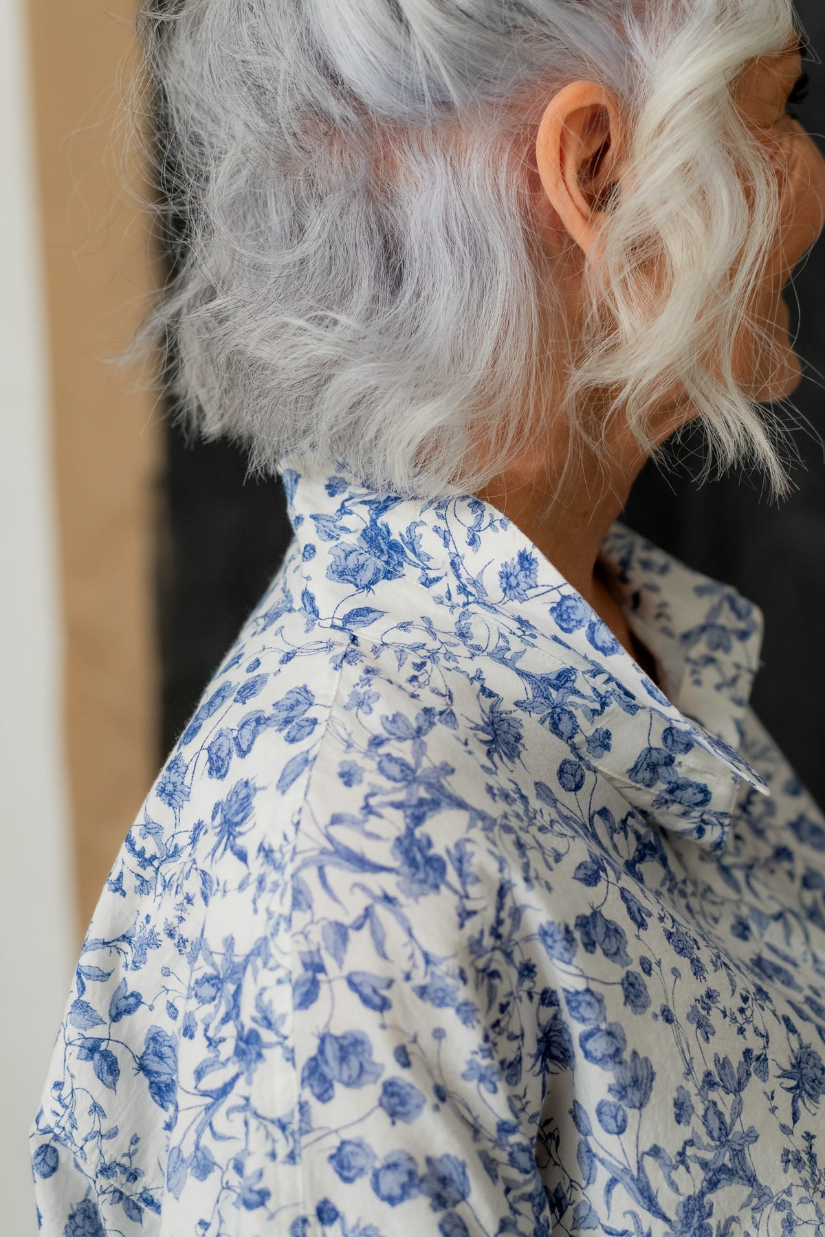 Meg by design teacup shirt botanical