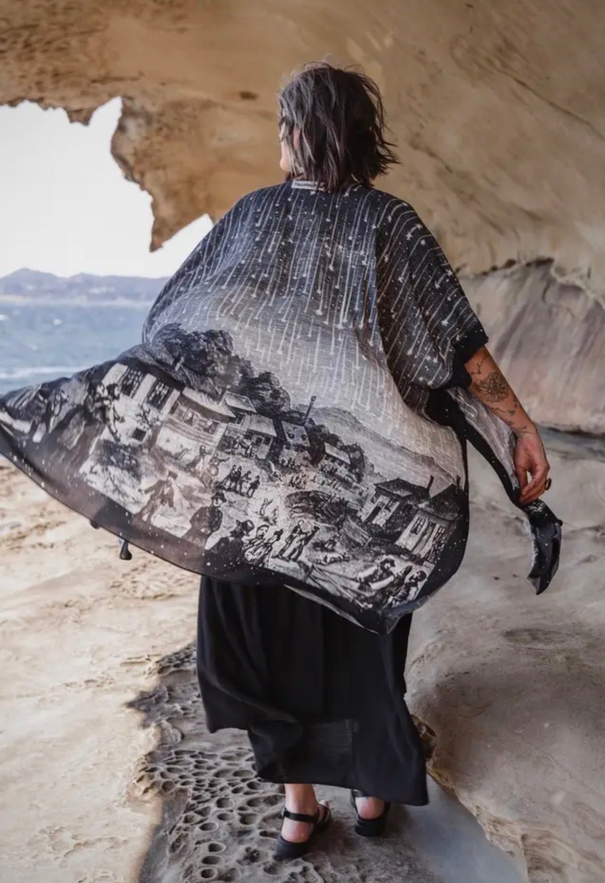 Market of stars stargazer goddess duster celestial print