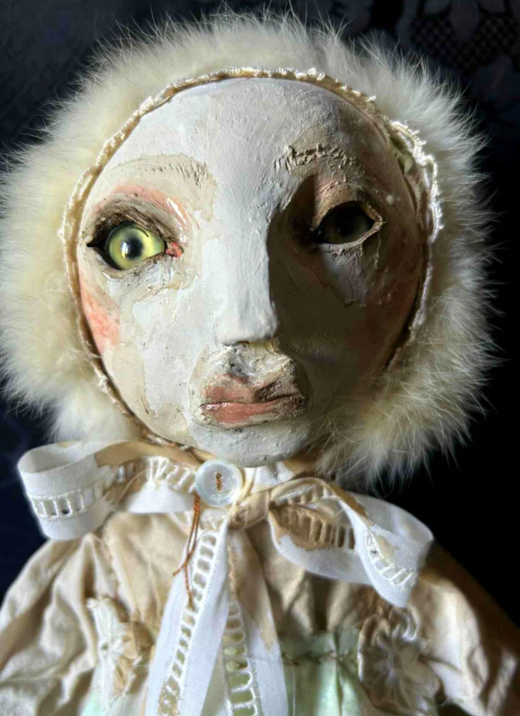 Hip hip decay Sydelle human sculpt