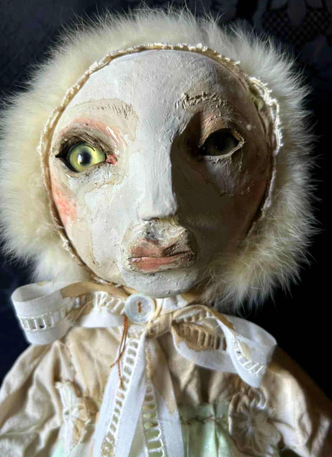 Hip hip decay Sydelle human sculpt