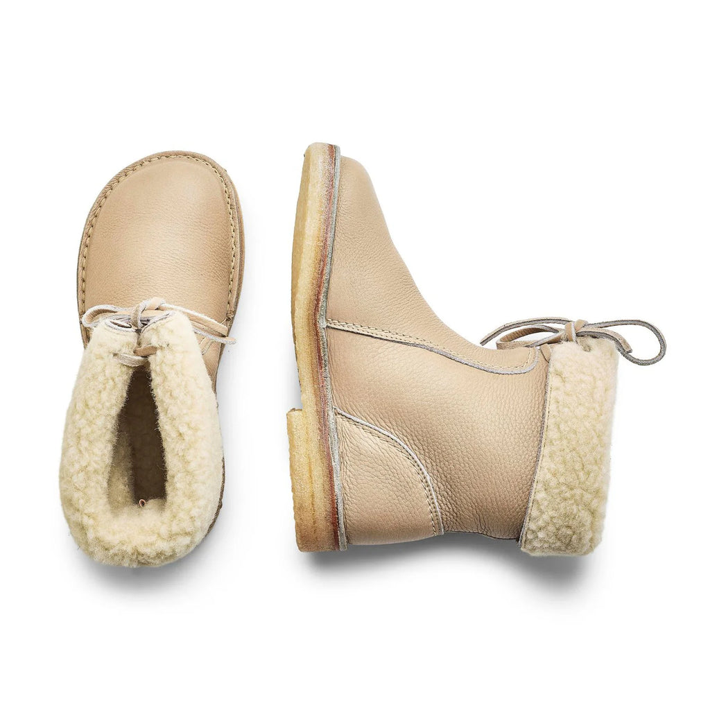  By: Duckfeet Footwear
ARHUS nude - Stay Wild Collective  