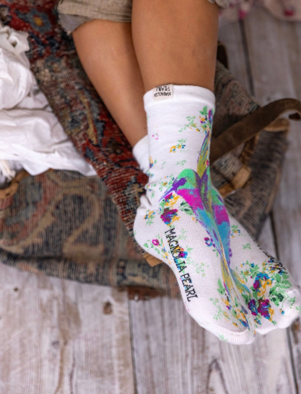 Magnolia Pearl Hummingbird MP Socks 107 Umbra Rose