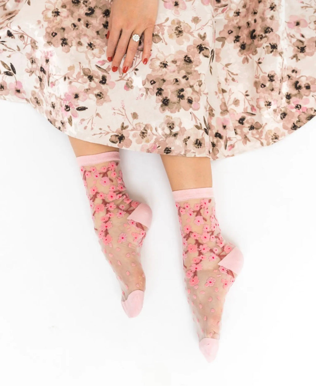 Cherry blossom sheer crew sock