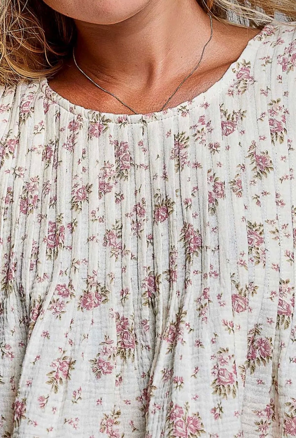 Cassie pintuck floral balloon top - Stay Wild Collective