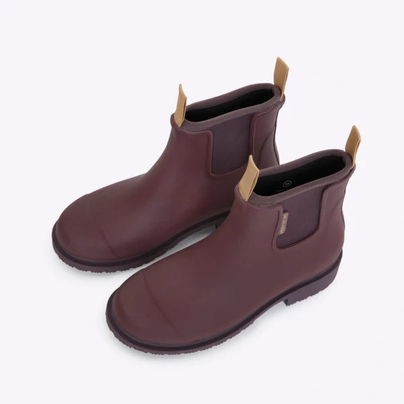 Merry People Bobbi boots dark cherry