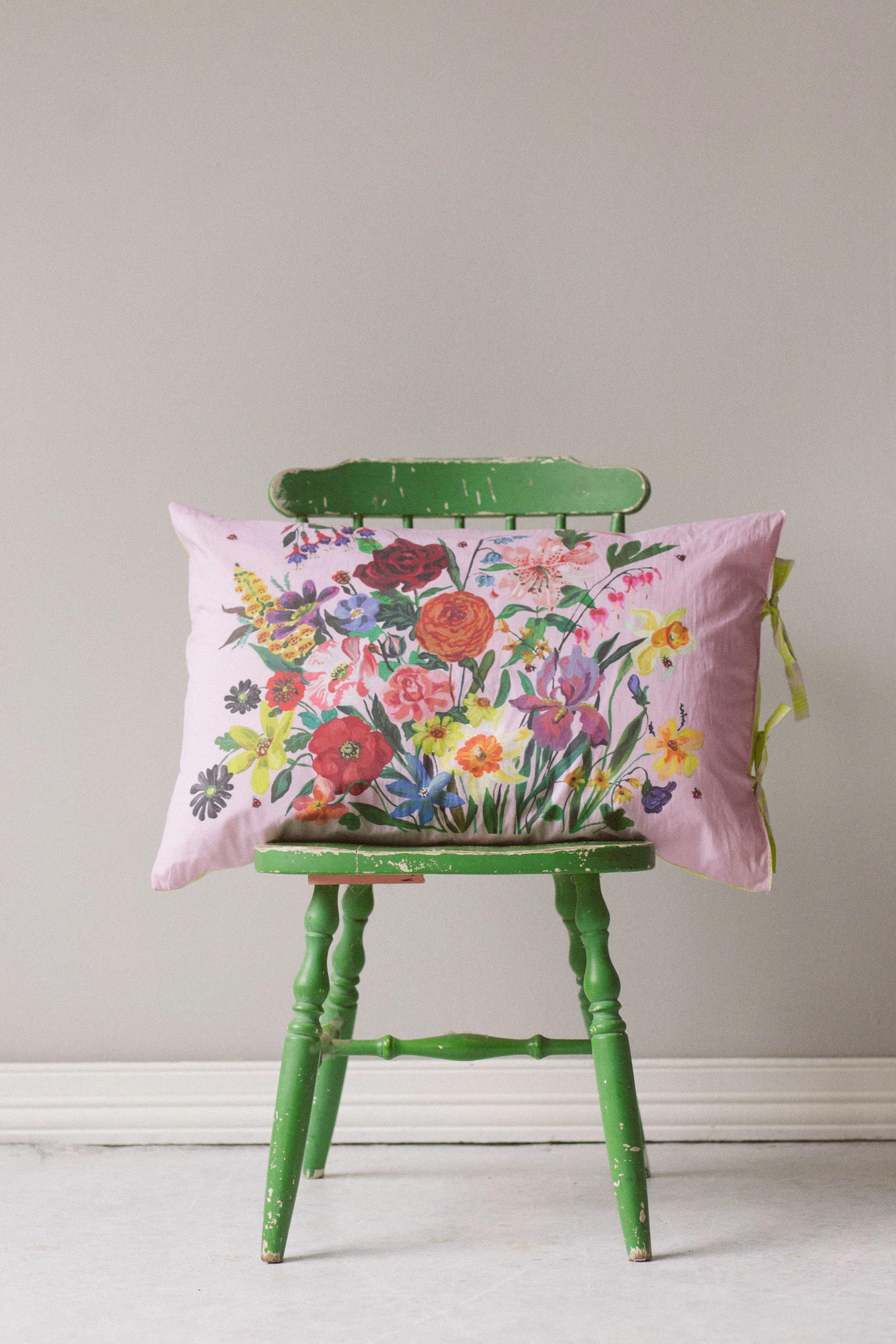 Lazy bones Rainbow Floral Pink pillowcase set *organic cotton