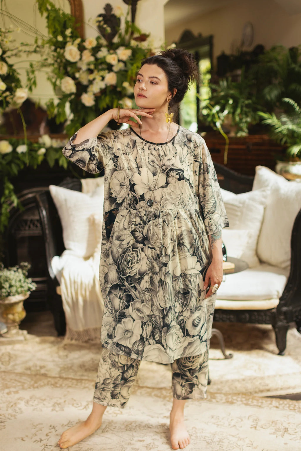 Market of stars honey and moon artist dress