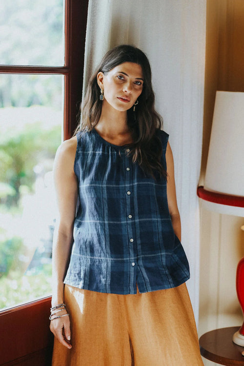 Montaigne Cara top in blue check