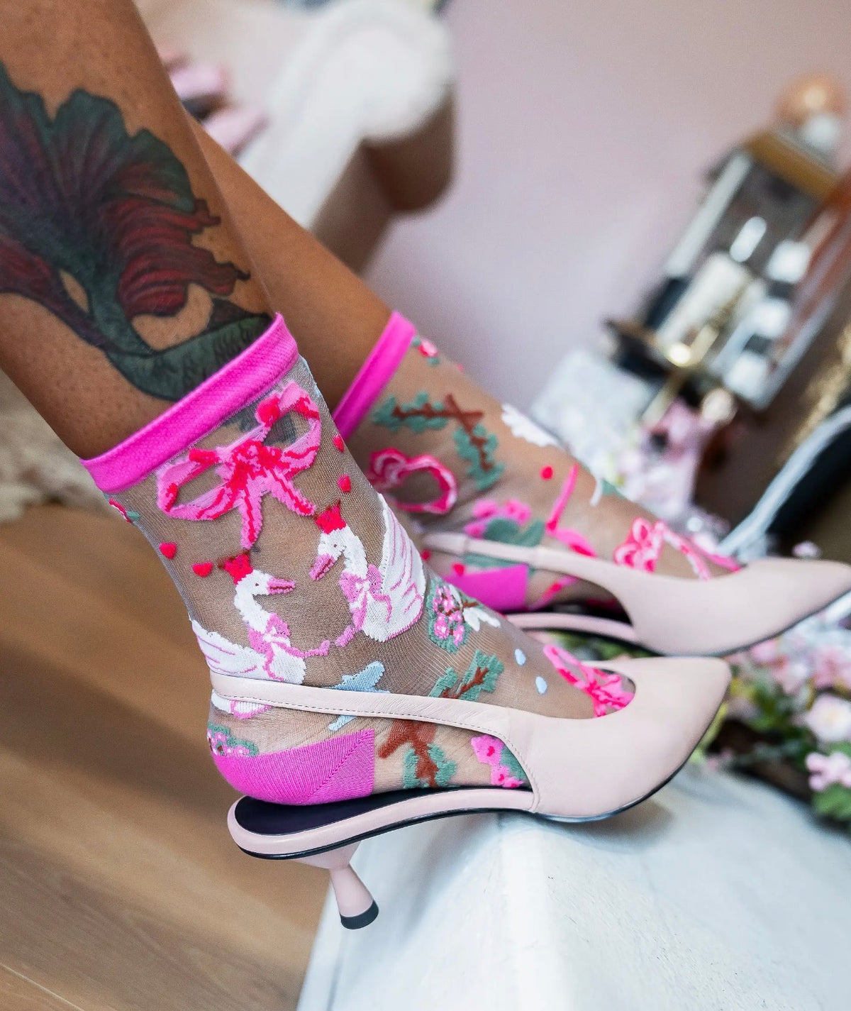 Ballet core sheer crew socks
