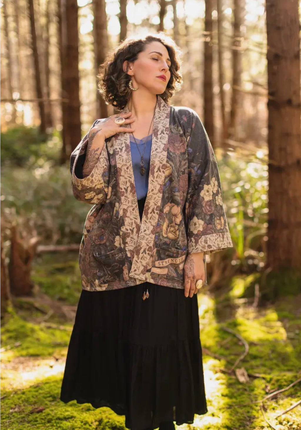 Lion heart cottage cardigan market of stars