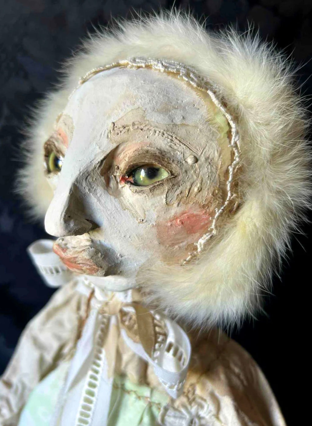 Hip hip decay Sydelle human sculpt