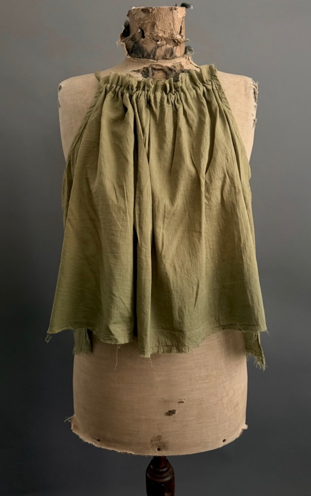 BOEM marquee top old gold